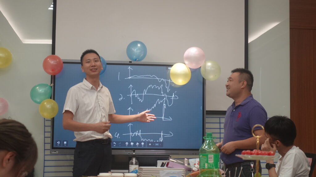 PTI三季度生日会(images 3)